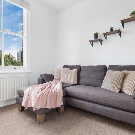 Luxury 4 Bedroom Flat With Stunning Shard View From Terrace In Central London! Next To Station, Sleeps 9 Eksteriør bilde