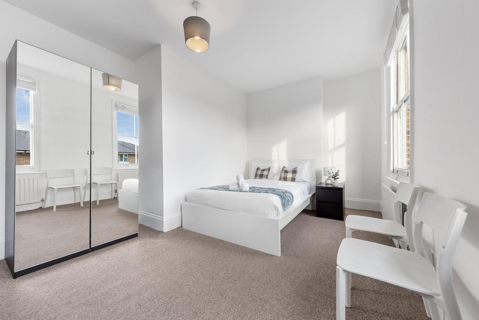 Luxury 4 Bedroom Flat With Stunning Shard View From Terrace In Central London! Next To Station, Sleeps 9 Eksteriør bilde