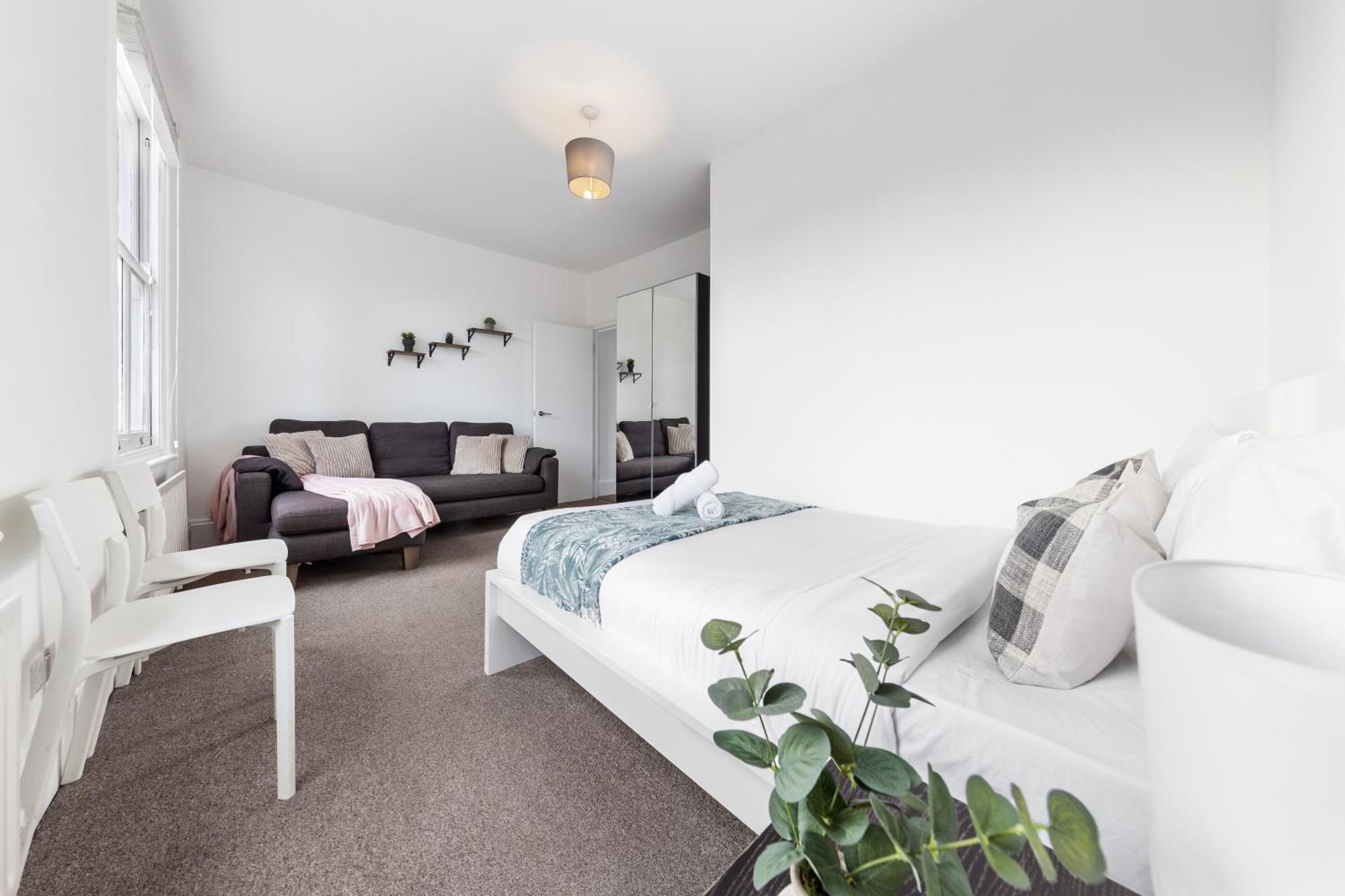Luxury 4 Bedroom Flat With Stunning Shard View From Terrace In Central London! Next To Station, Sleeps 9 Eksteriør bilde