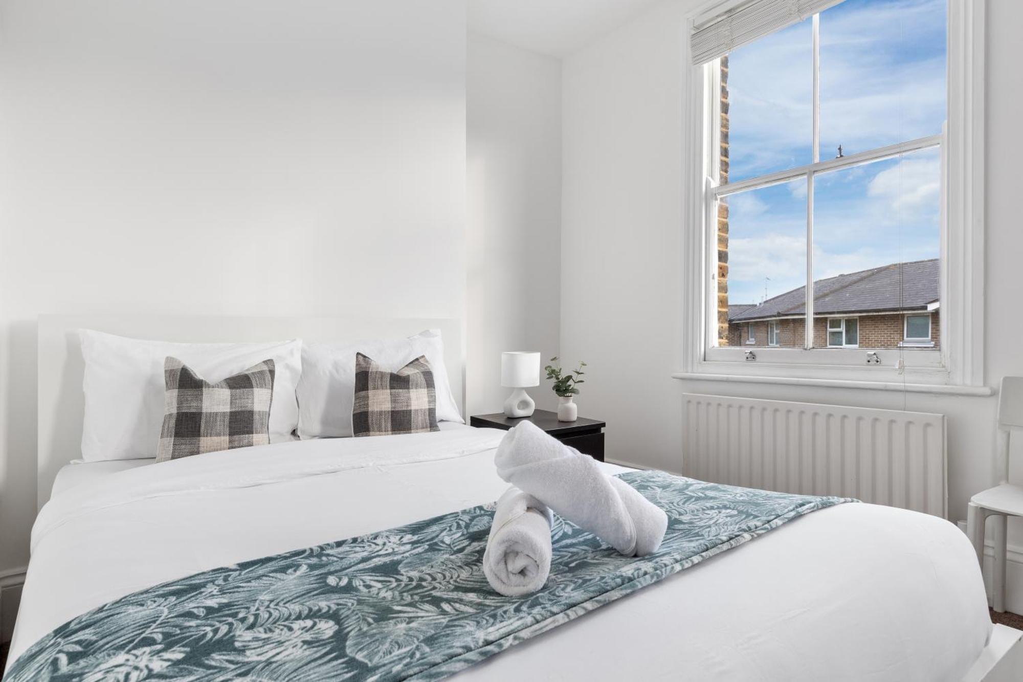 Luxury 4 Bedroom Flat With Stunning Shard View From Terrace In Central London! Next To Station, Sleeps 9 Eksteriør bilde