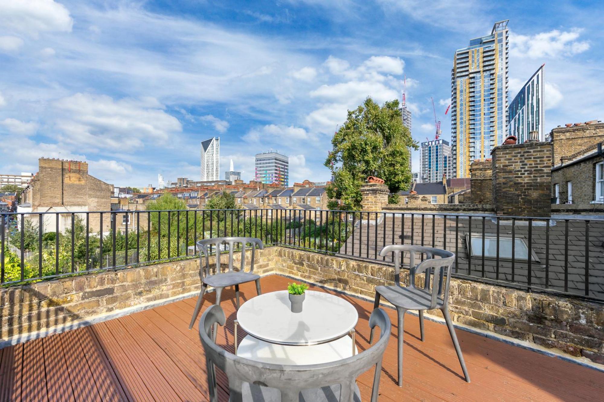 Luxury 4 Bedroom Flat With Stunning Shard View From Terrace In Central London! Next To Station, Sleeps 9 Eksteriør bilde