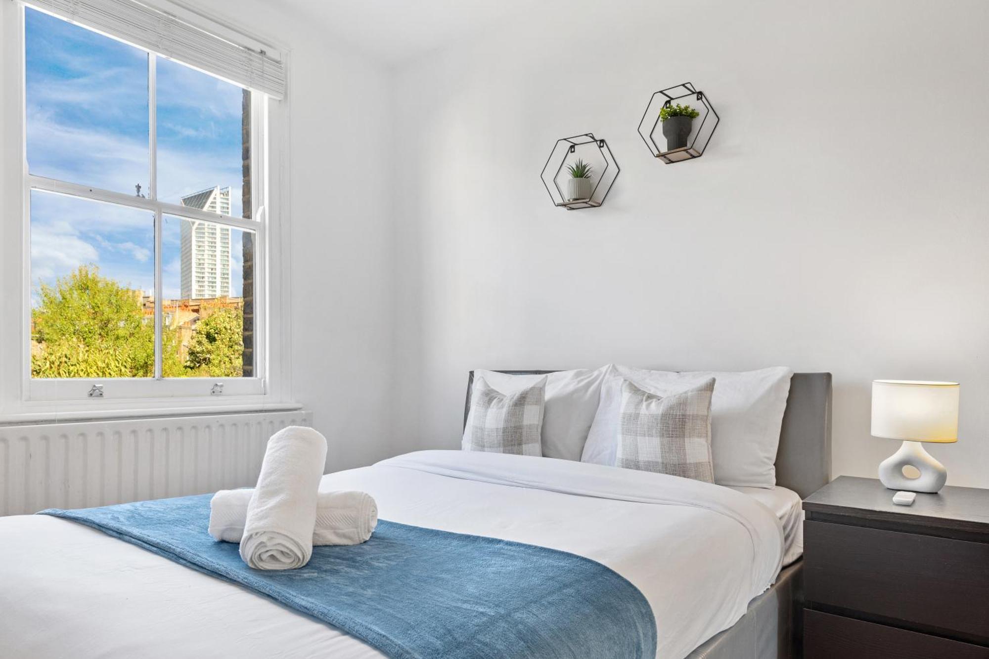 Luxury 4 Bedroom Flat With Stunning Shard View From Terrace In Central London! Next To Station, Sleeps 9 Eksteriør bilde