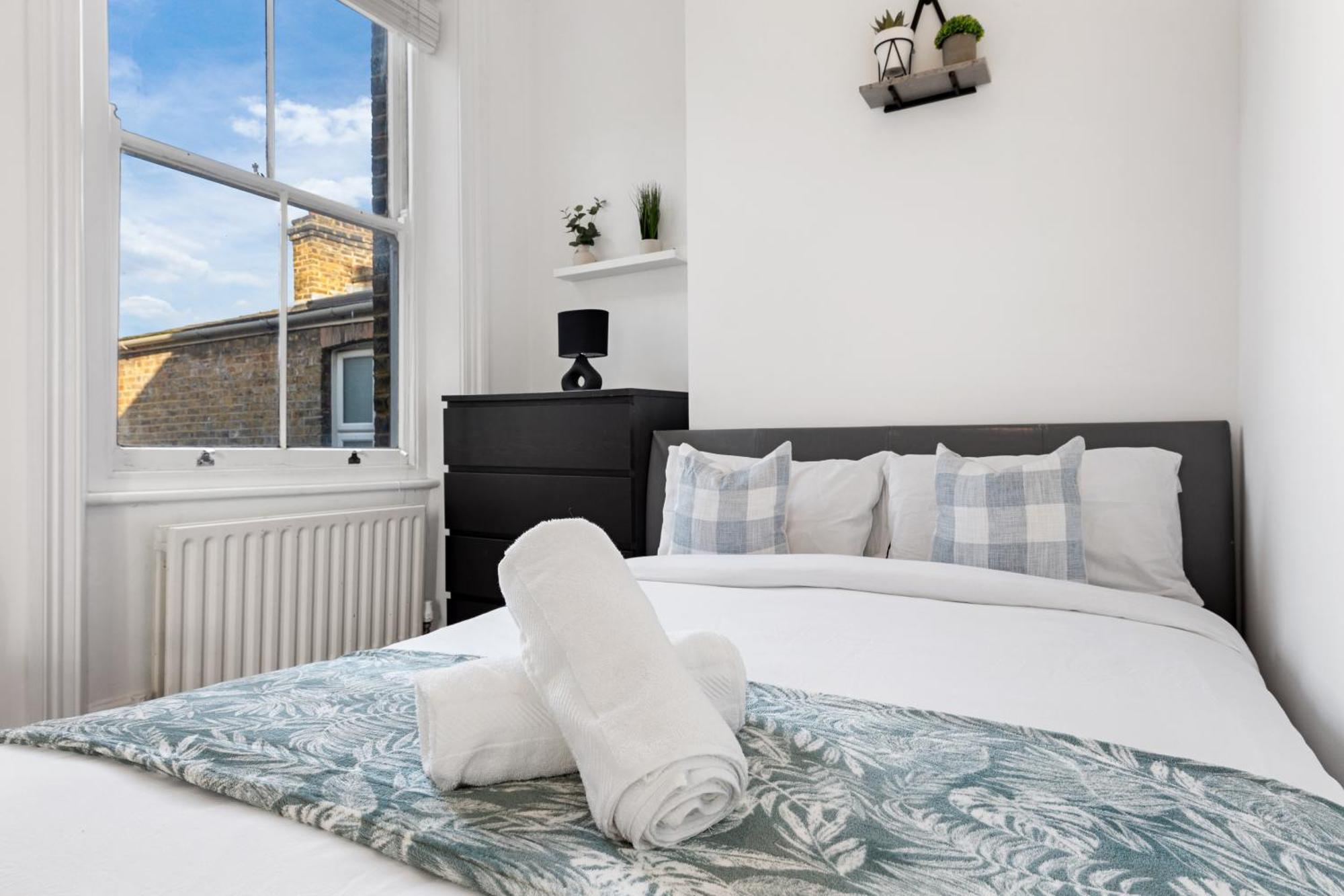 Luxury 4 Bedroom Flat With Stunning Shard View From Terrace In Central London! Next To Station, Sleeps 9 Eksteriør bilde